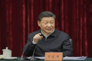 中国在新疆推出5G基站，专家表示这将加强监控
