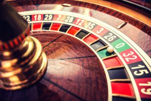 29人中有7人因在酒店赌博而被拘留;580万卢比被没收